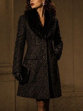 Dressbarn Black Textured Coat w/ Faux Fur Collar | Elegant Winter Jacket Size S